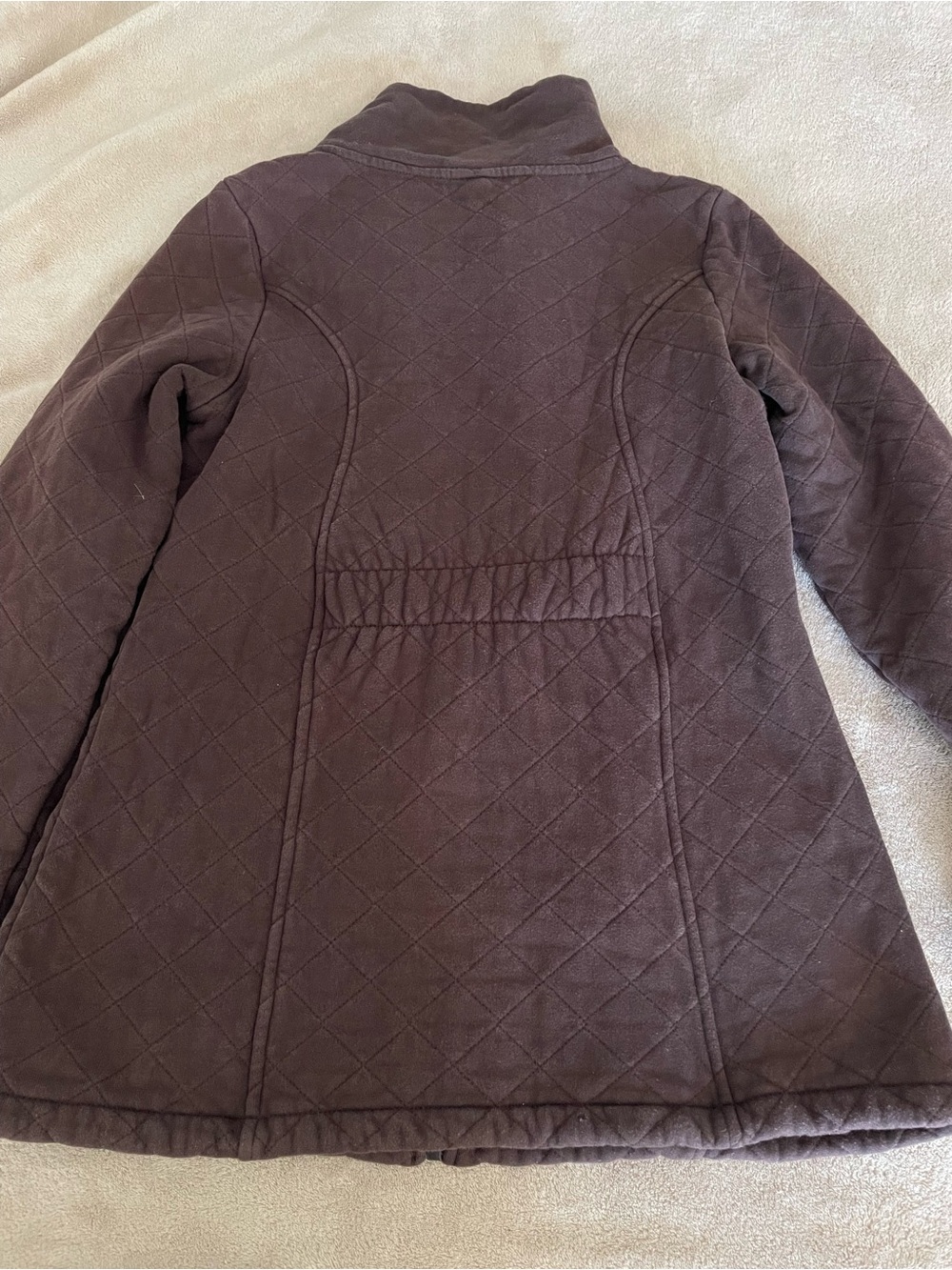 The North Face Women's Quilted Puffer Jacket in Brown - Picture 6 of 6